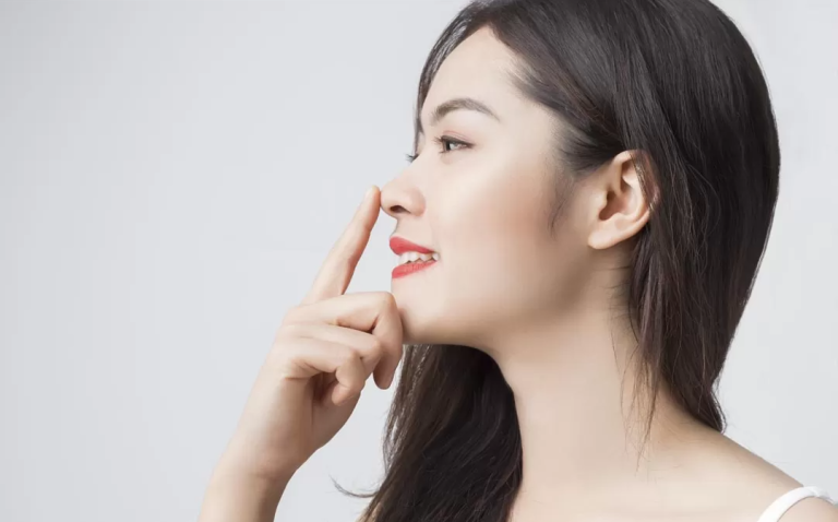 Operasi Hidung Pesek: Teknik Rhinoplasty Khusus untuk Hidung Datar Asia